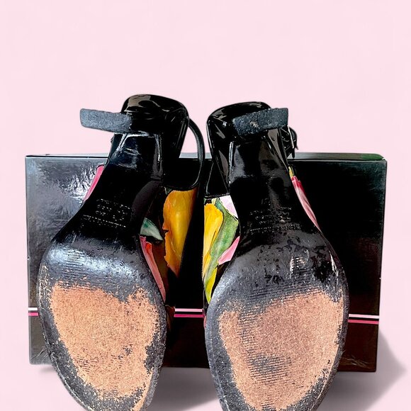 Bold Style, Unique, Only $29! -Marino Fabiani Floral Leather Heels, Size 7 - Picture 6 of 6